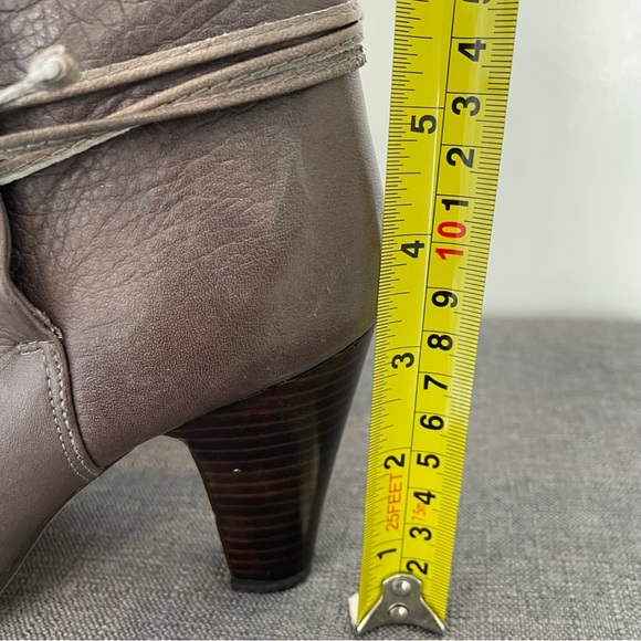 DOLCE VITA Leather Wrap Ankle Heel Booties - Gray, Size 7 - Picture 11 of 12